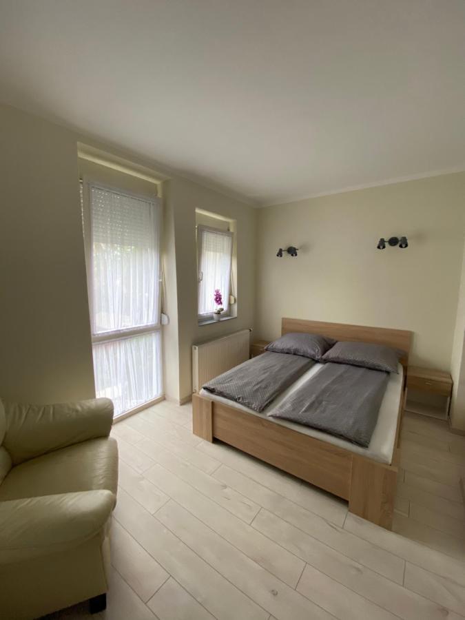 Veronika Lux Apartman Hajdúszoboszló المظهر الخارجي الصورة